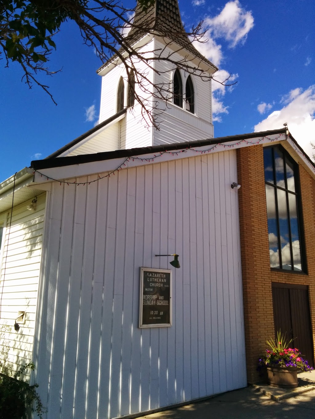 Nazareth Lutheran Church | 1020 1 St W, Standard, AB T0J 3G0, Canada | Phone: (403) 644-3848