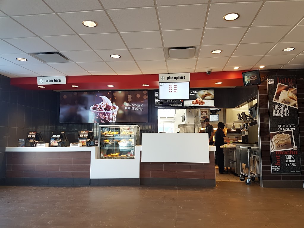 McDonalds | 507 23 Ave NW, Calgary, AB T2M 1S7, Canada | Phone: (403) 282-5322