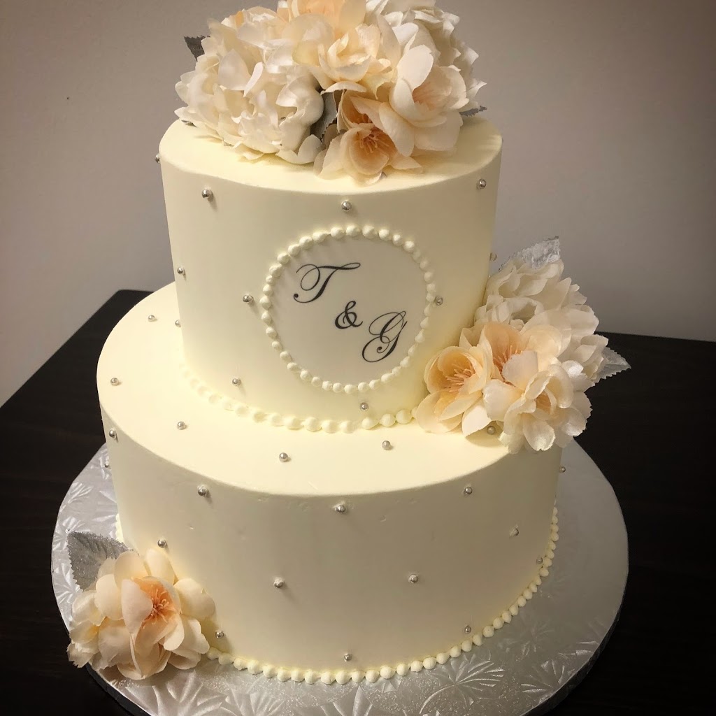 Cake Royale | 49 Queen St S, Mississauga, ON L5M 1K5, Canada | Phone: (905) 369-0558