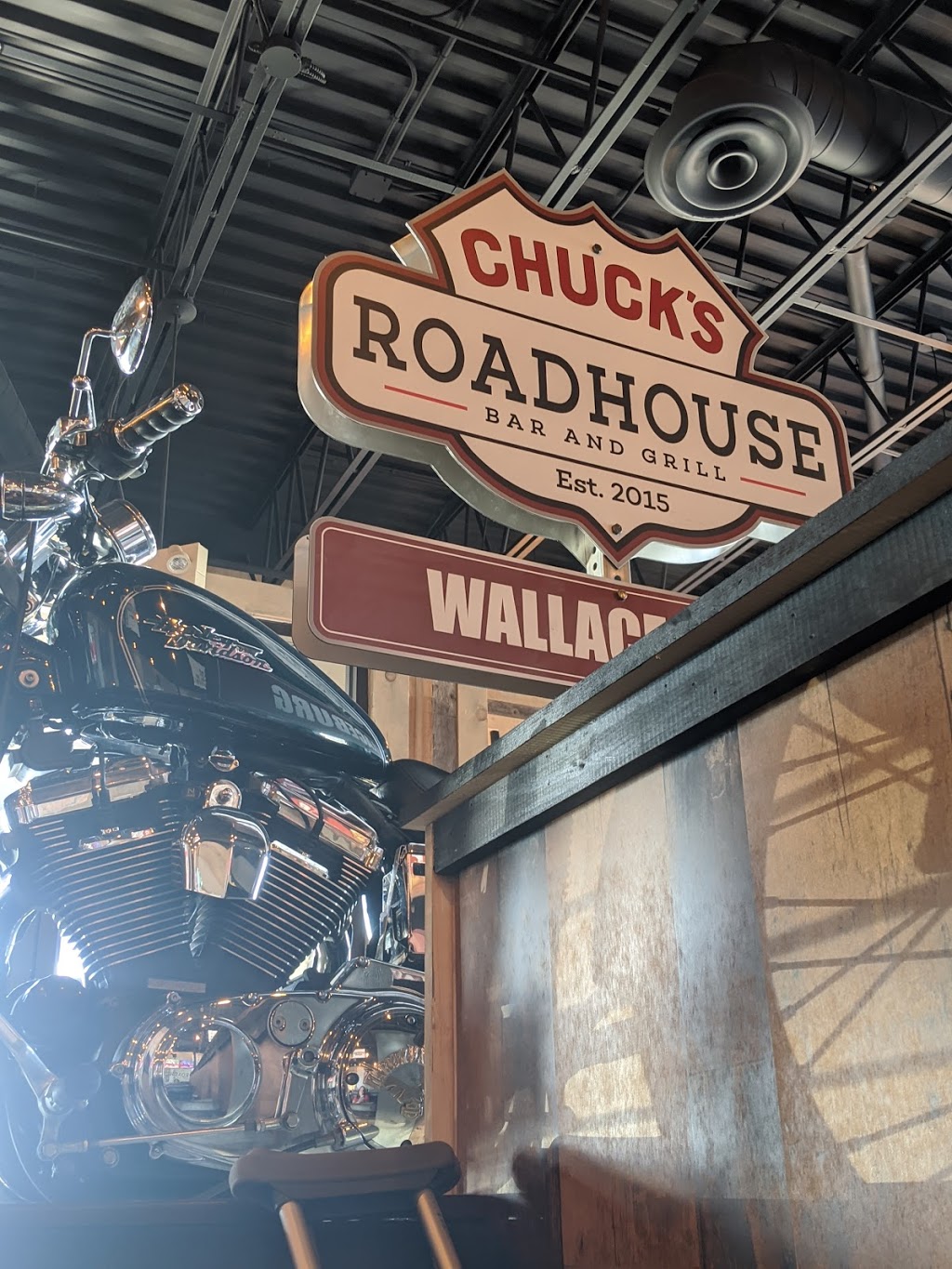 Chucks Roadhouse Bar & Grill | 65 McNaughton Ave, Wallaceburg, ON N8A 1R9, Canada | Phone: (519) 627-9900