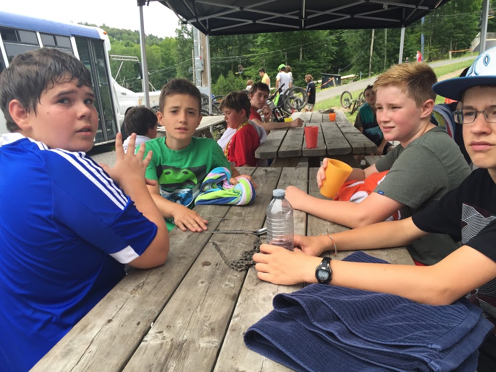 Camp de Velo - Dirtcamp | 82 Rue des Pentes, Bromont, QC J2L 1R5, Canada | Phone: (514) 830-5848