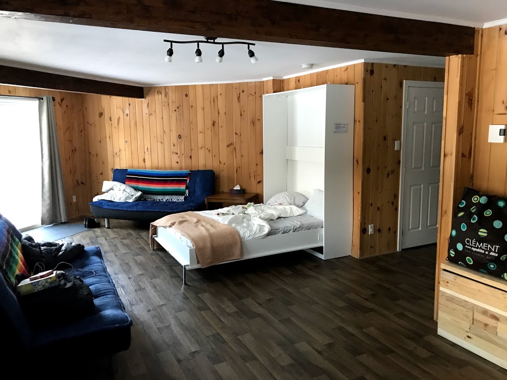 Chalet Des Gélinottes | 3257 Chemin des Gélinottes, Labelle, QC J0T 1H0, Canada | Phone: (514) 606-7524