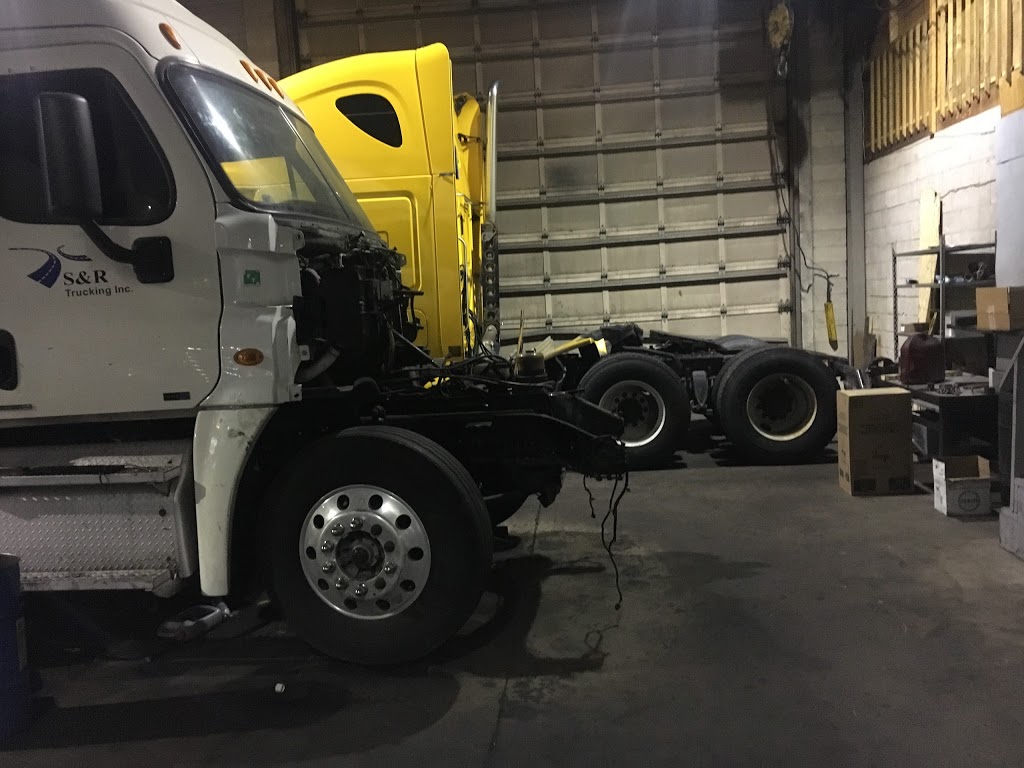 Newtech Truck Service | 1230 Mid-Way Blvd #103, Mississauga, ON L5T 2B8, Canada | Phone: (647) 628-2764