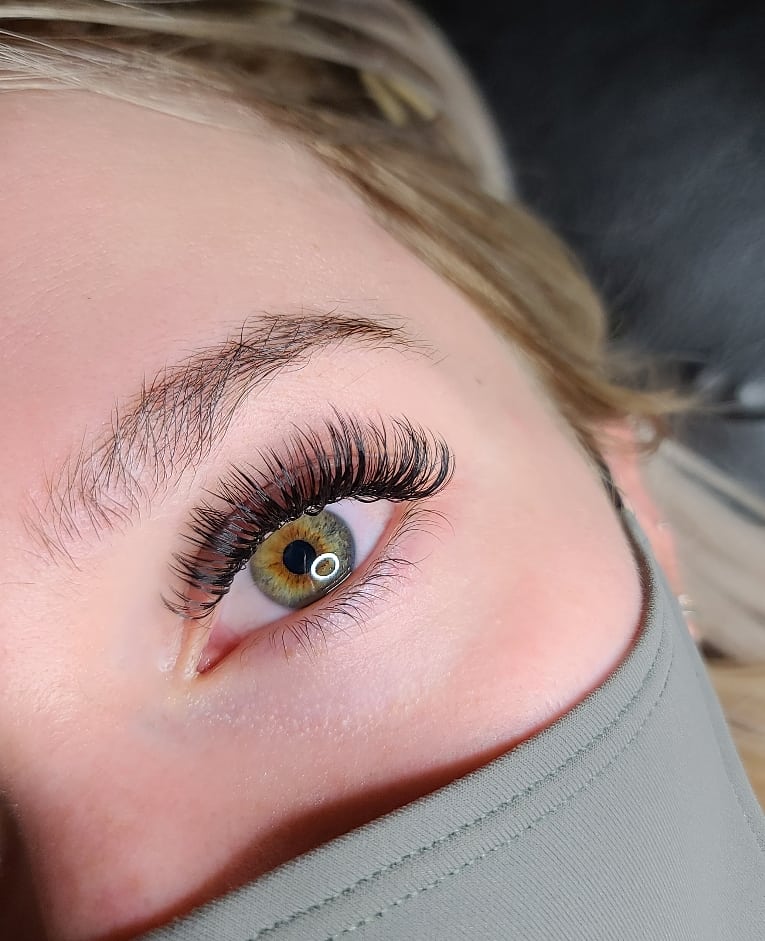 Albby Lashes | 103 Greenbury Close, Spruce Grove, AB T7X 4S3, Canada | Phone: (780) 296-6228