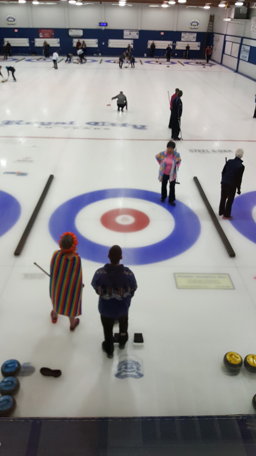 Royal City Curling Club | 75 6 Ave E, New Westminster, BC V3L 4G6, Canada | Phone: (604) 522-4737