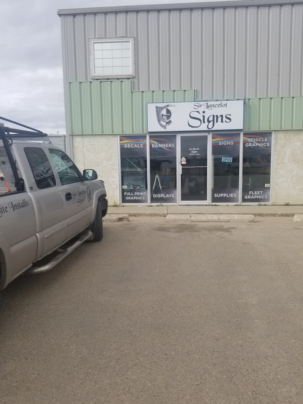 Sir Lancelot Signs | 4 Erickson Crescent Bay 1, Sylvan Lake, AB T4S 1P5, Canada | Phone: (403) 887-4943