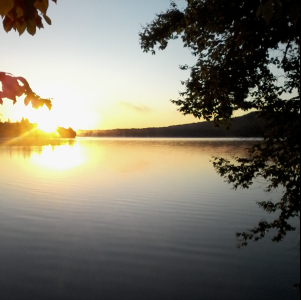 Chalet Bord de lEau, Estrie, Aux Berges du lac Thor | 1009 Chemin Maskinongé, Stratford, QC G0Y 1P0, Canada | Phone: (819) 200-4377