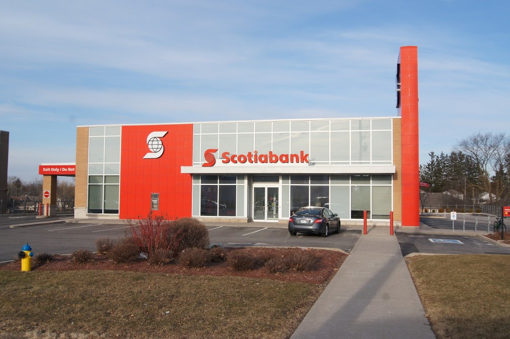 Scotiabank | 14 Fischer-Hallman Rd N, Waterloo, ON N2L 2X3, Canada | Phone: (519) 883-5200