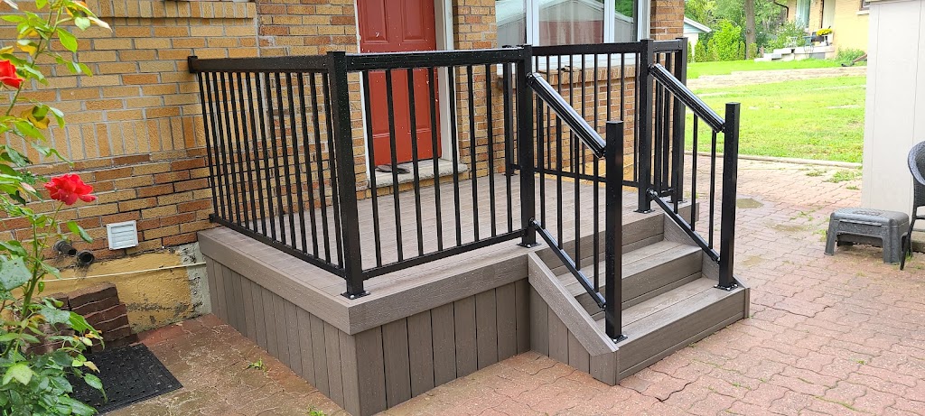 CL CUSTOMIZED DECKS & FENCES | 22 Parkside Crescent, London, ON N6C 5L9, Canada | Phone: (519) 476-3356