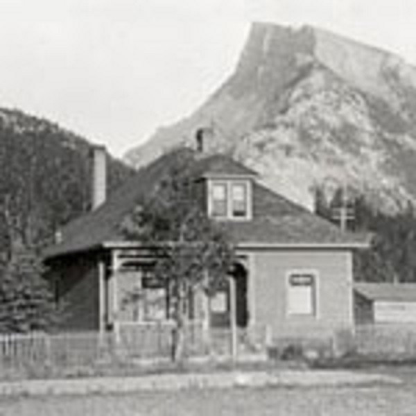 Historic Luxton Home Museum | 206 Beaver St, Banff, AB T1L 1B4, Canada | Phone: (403) 762-2105