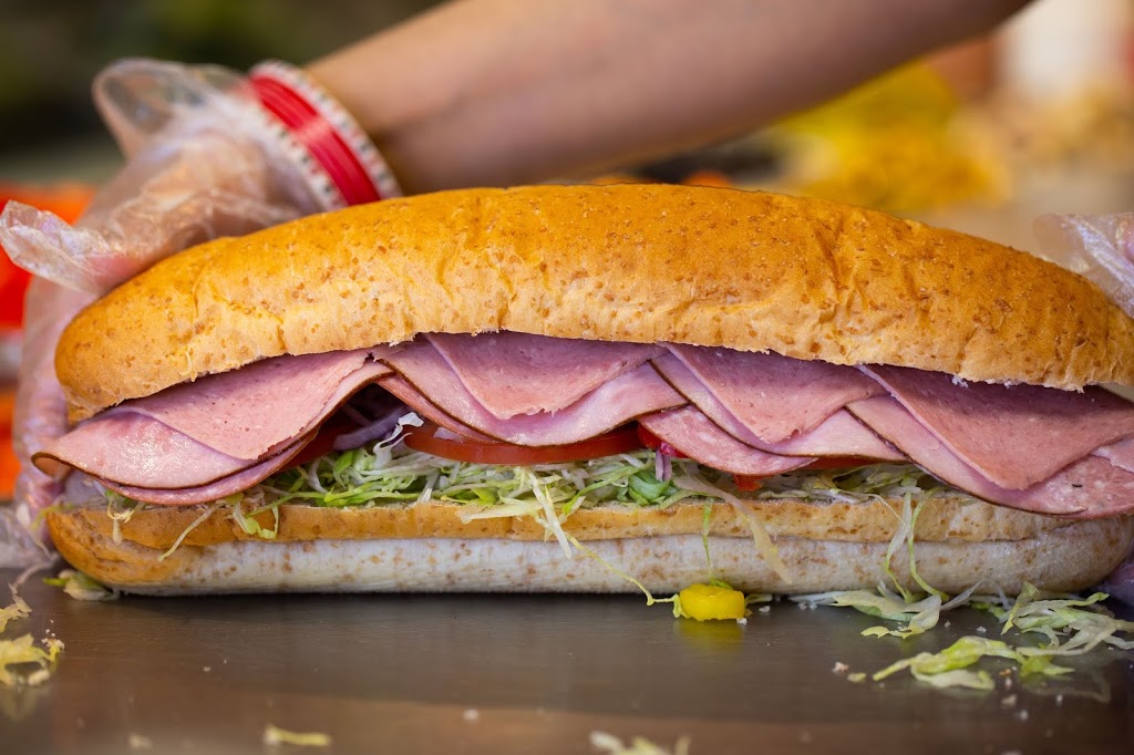 Mr.Sub | 1726 Lakeshore Rd W, Mississauga, ON L5J 1J5, Canada | Phone: (905) 822-5490