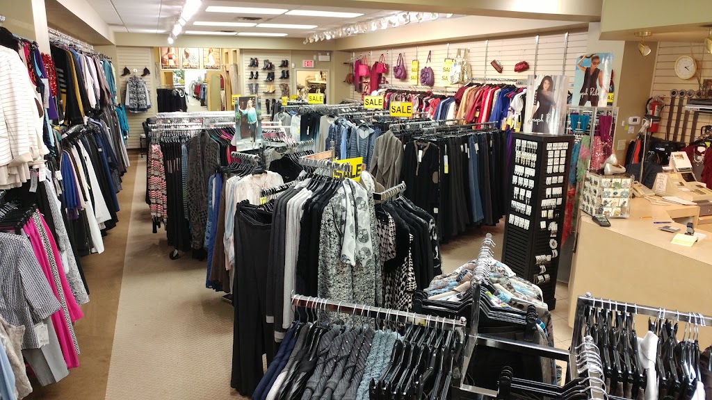 Flash Fashions | 392 St Albert Trail, St. Albert, AB T8N 5J9, Canada | Phone: (780) 459-6399