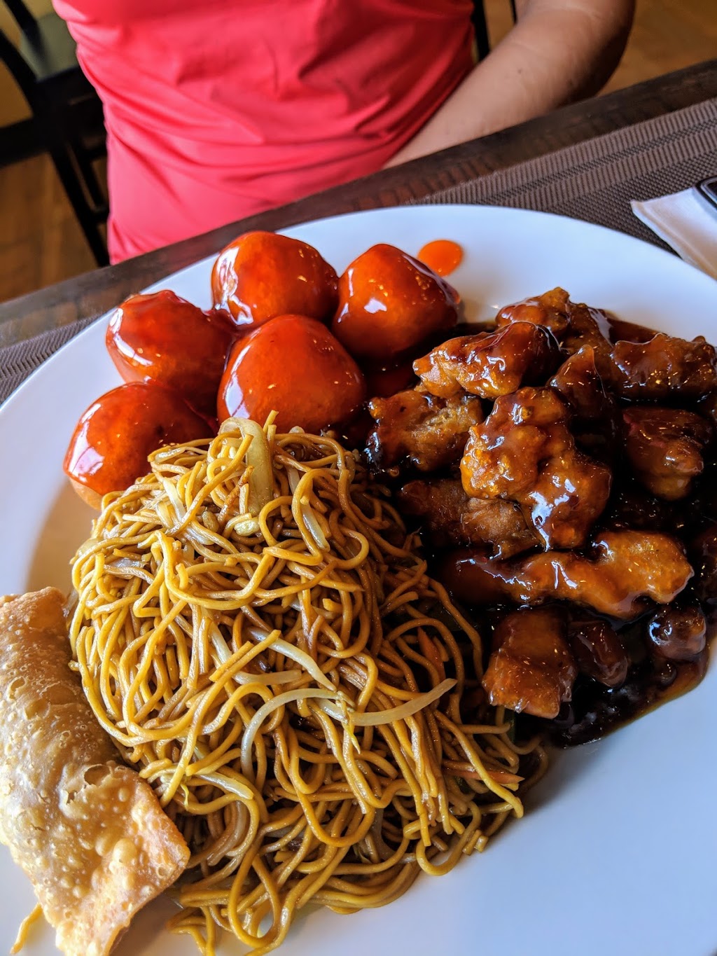 Jinloong Chinese Restaurant | 518 Sackville Dr, Lower Sackville, NS B4C 2R8, Canada | Phone: (902) 252-4555