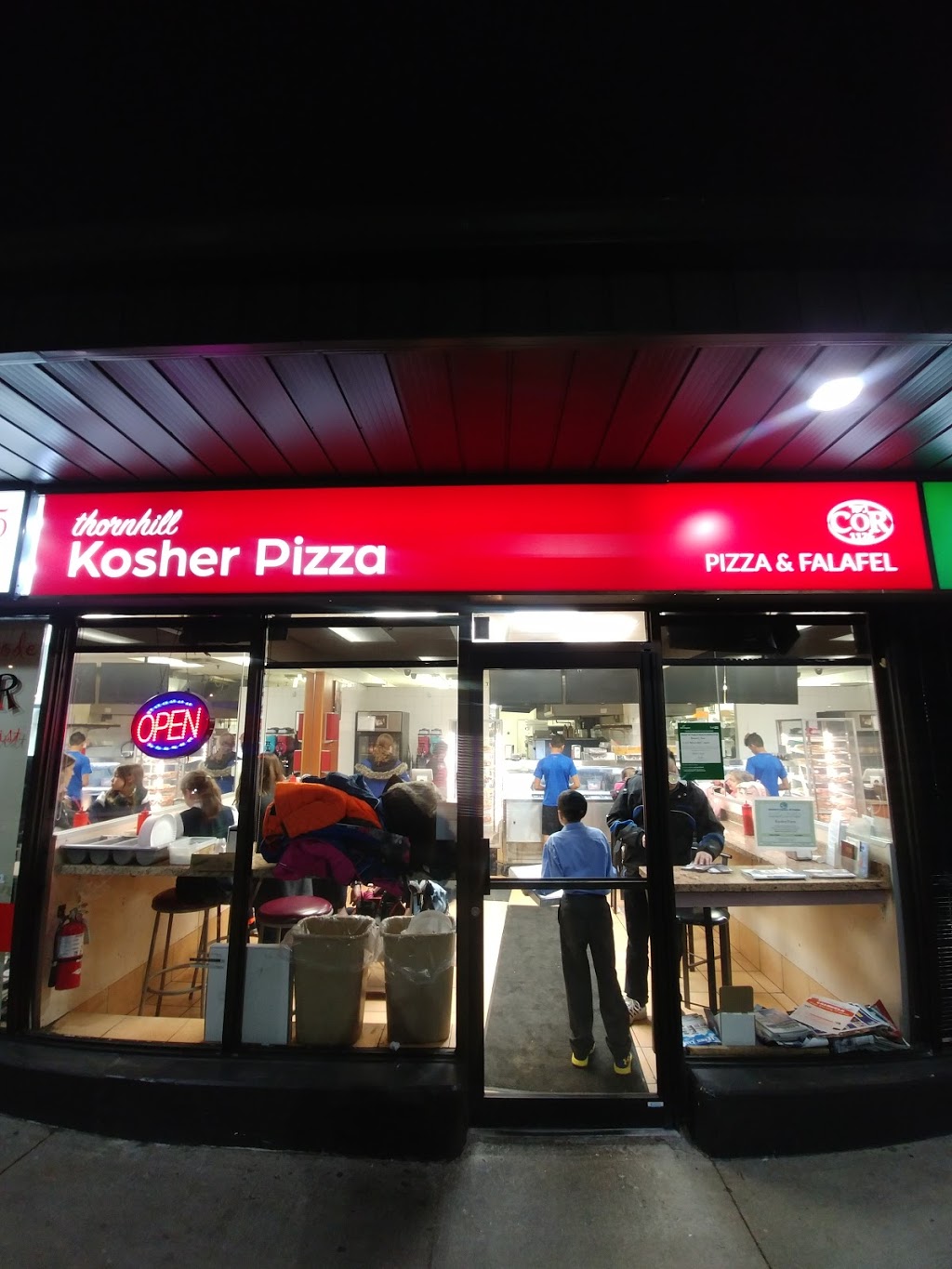 Kosher Pizza | 7241 Bathurst St, Thornhill, ON L4J 3W1, Canada | Phone: (905) 597-8688