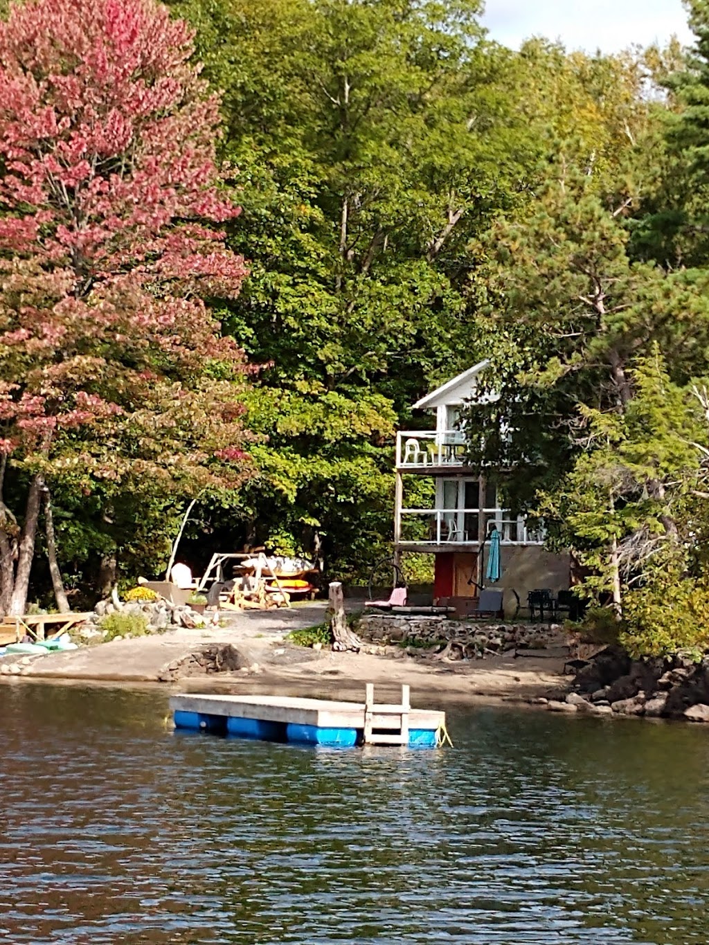 Bobs Lake Cottage Rentals | 75 Burns Lane North, Tichborne, ON K0H 2V0, Canada | Phone: (613) 273-9193