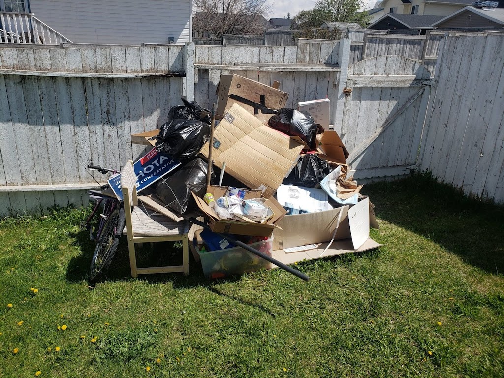 Junk Removal Calgary | 123 Martin Crossing Park NE, Calgary, AB T3J 3N7, Canada | Phone: (403) 483-3971