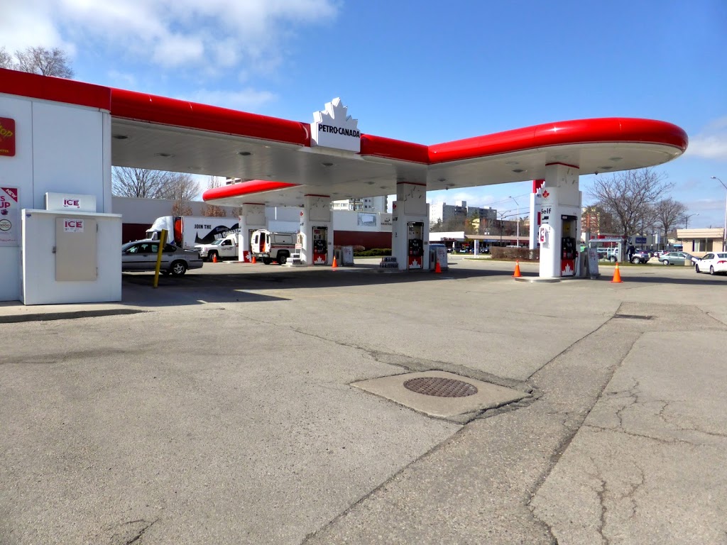 Petro-Canada | 458 Guelph Line, Burlington, ON L7R 3L9, Canada | Phone: (905) 632-9996