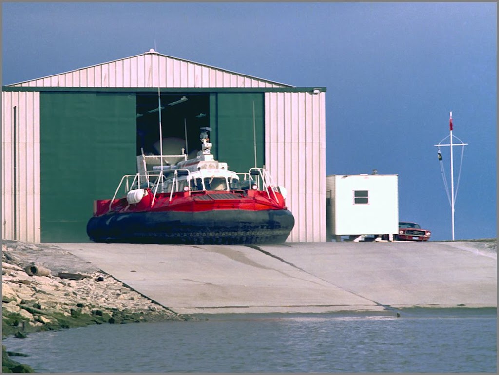 Canadian Coast Guard Sea Island Hovercraft Base | 4260 Inglis Dr, Richmond, BC V7B 1L7, Canada | Phone: (250) 413-8933