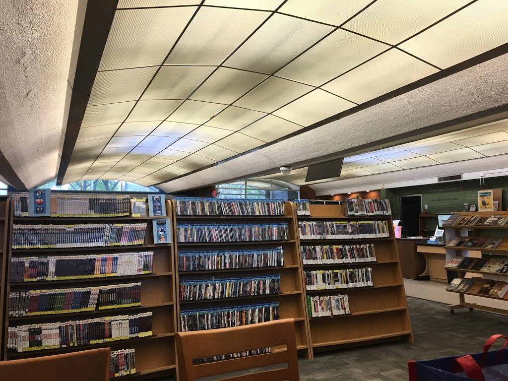 Lake Shore Branch Library | 5543, 4857 Lake Shore Rd, Hamburg, NY 14075, USA | Phone: (716) 627-3017