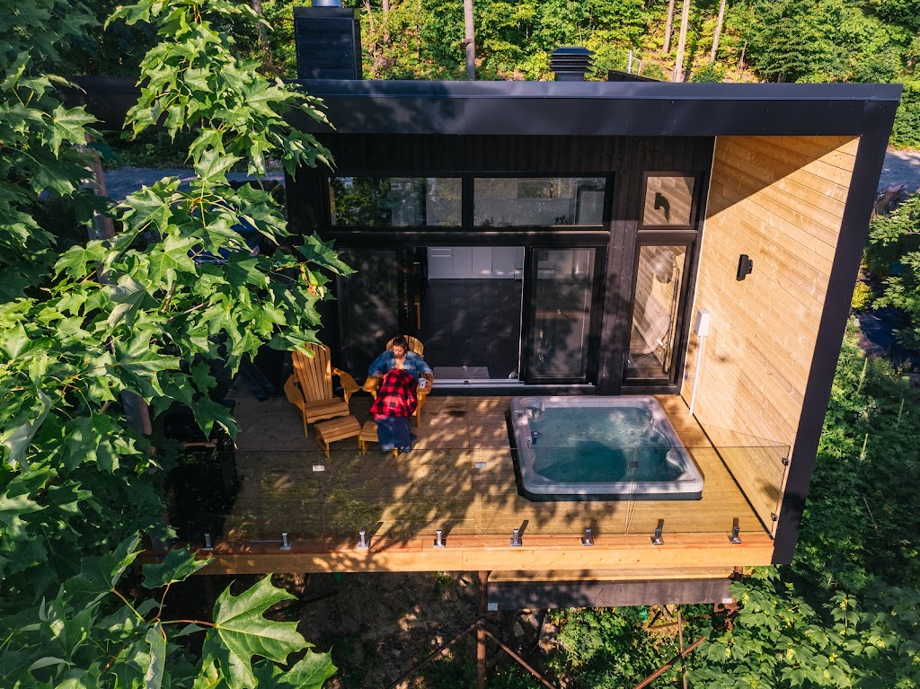 HOM mini chalets | 154 ch. du Rubis (Renard, Tamia, Hermine, Grand Pic, Pékan, Branchu 32 chemin du Saphir (Huard, Héron, Val-des-Monts, QC J8N 0A2, Canada | Phone: (873) 416-0111