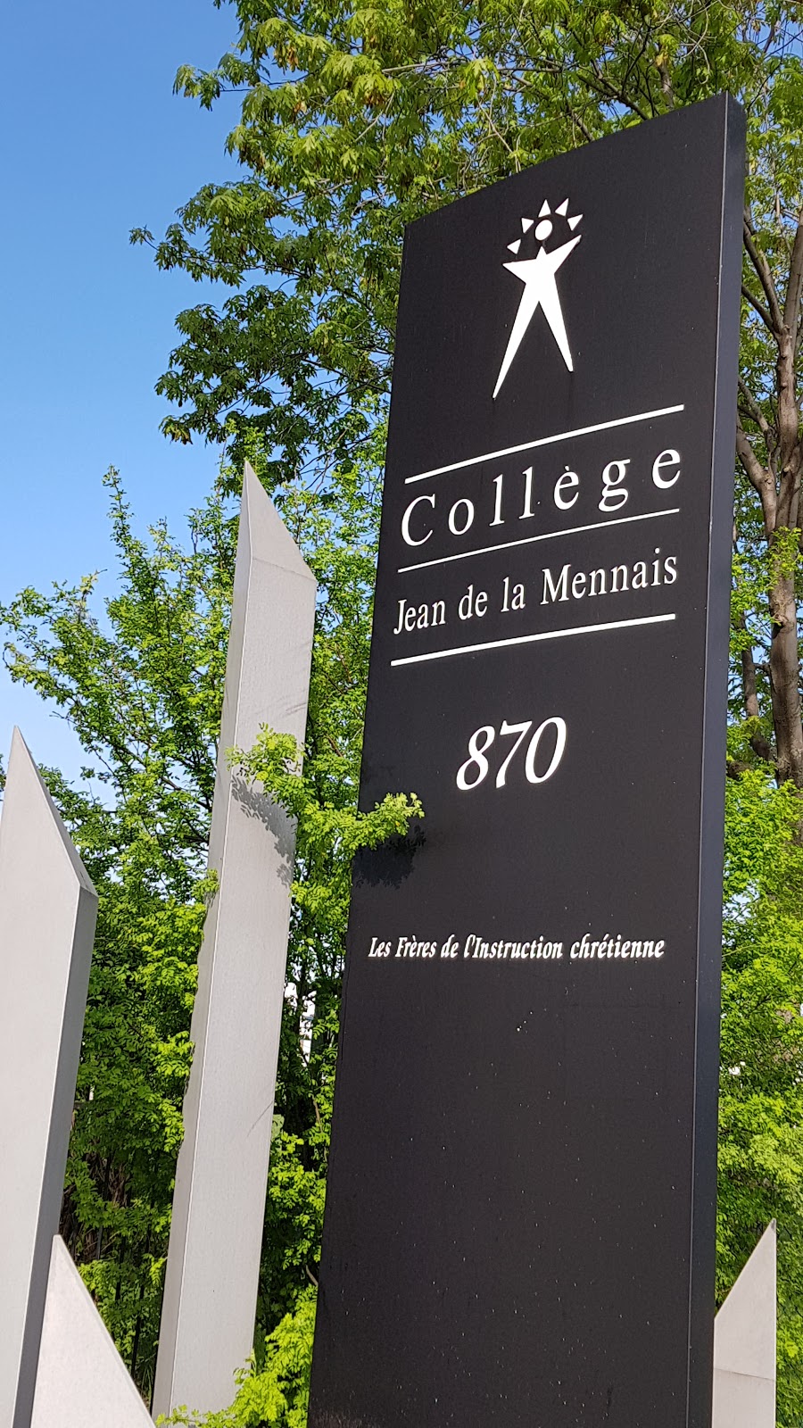 Collège Jean de la Mennais | 870 Chem. de Saint-Jean, La Prairie, QC J5R 2L5, Canada | Phone: (450) 659-7657