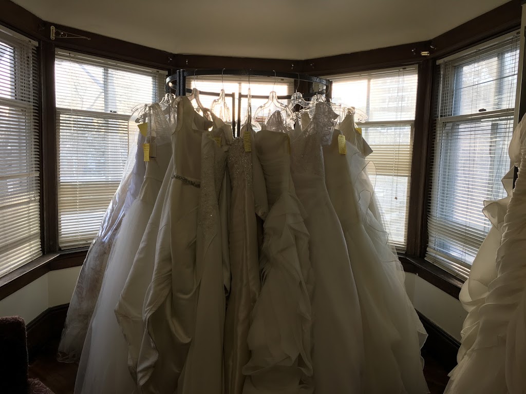 The Brides Project | 431 Broadview Ave, Toronto, ON M4K 2N2, Canada | Phone: (416) 469-6777