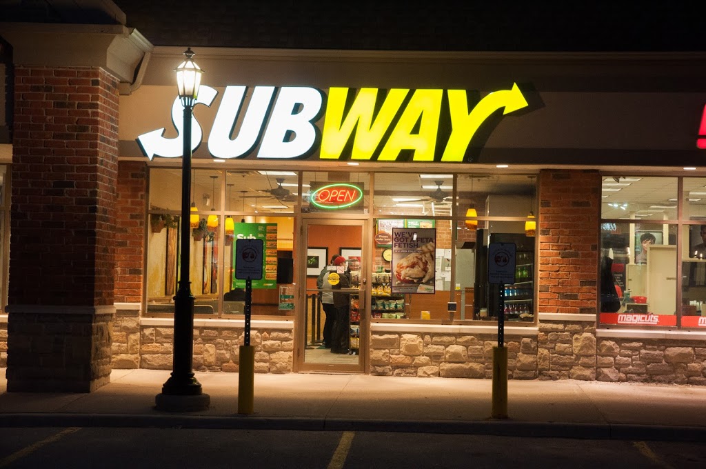 Subway | 5 Clair Rd West Clairfield Commons, Unit # B01007A, Guelph, ON N1L 0A6, Canada | Phone: (519) 827-1465
