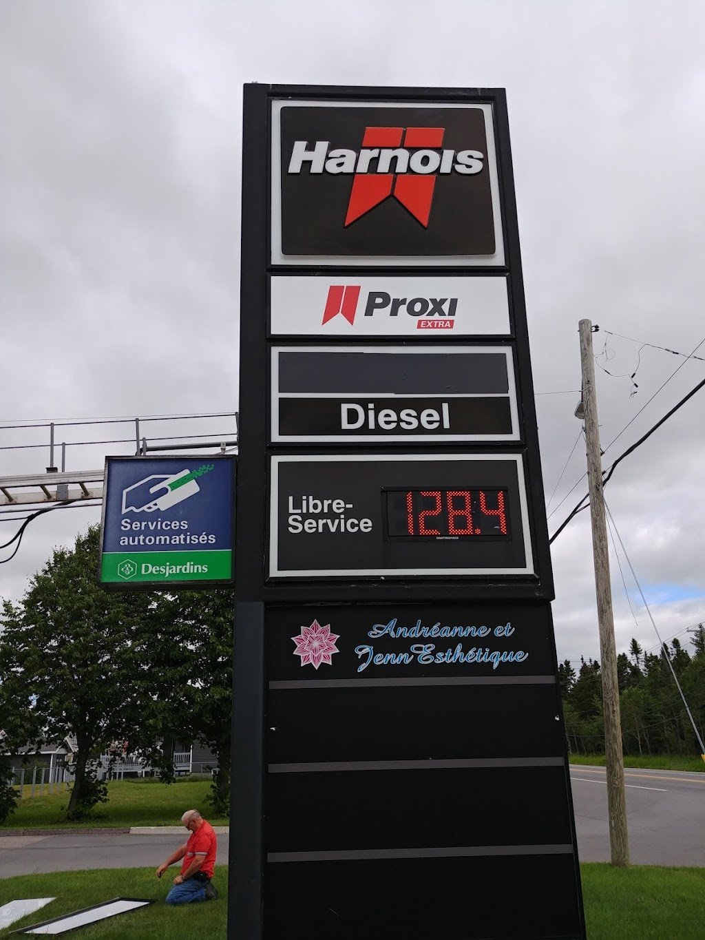 HARNOIS | 2472 Avenue du Pont N, Alma, QC G8E 1R1, Canada | Phone: (418) 662-5456