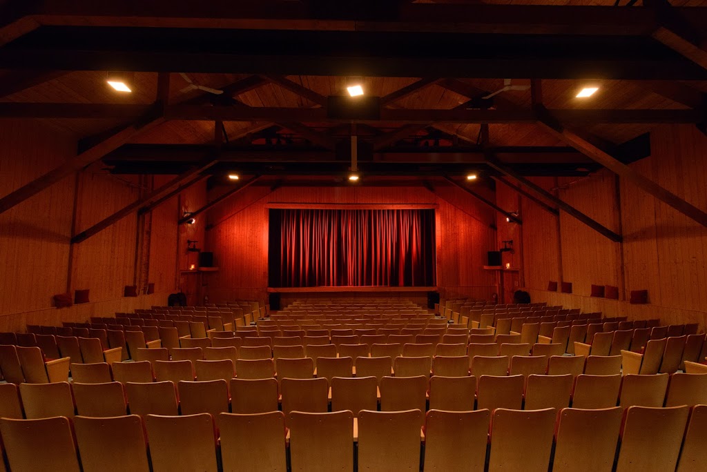 Theatre Beaumont St-Michel | 51 QC-132, Saint-Michel-de-Bellechasse, QC G0R 3S0, Canada | Phone: (866) 884-3344