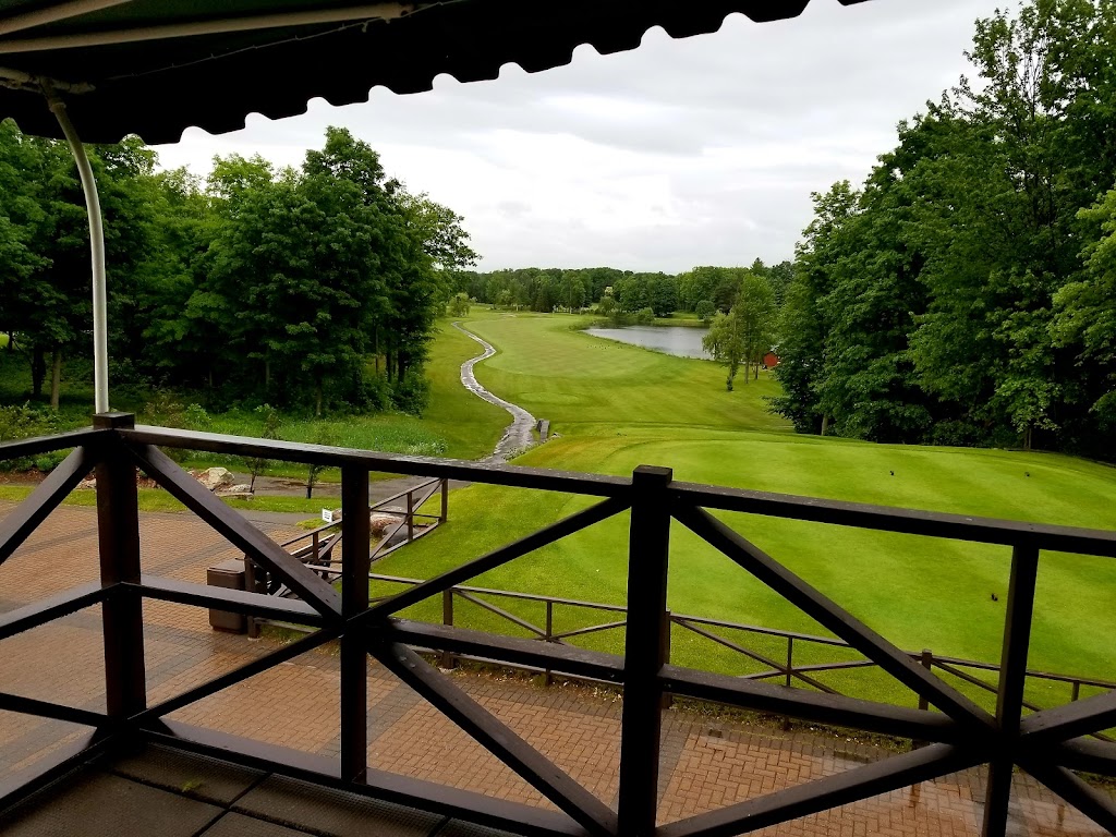 Loch March Golf & Country Club | 1755 Old Carp Rd, Kanata, ON K2K 1X7, Canada | Phone: (613) 839-5885