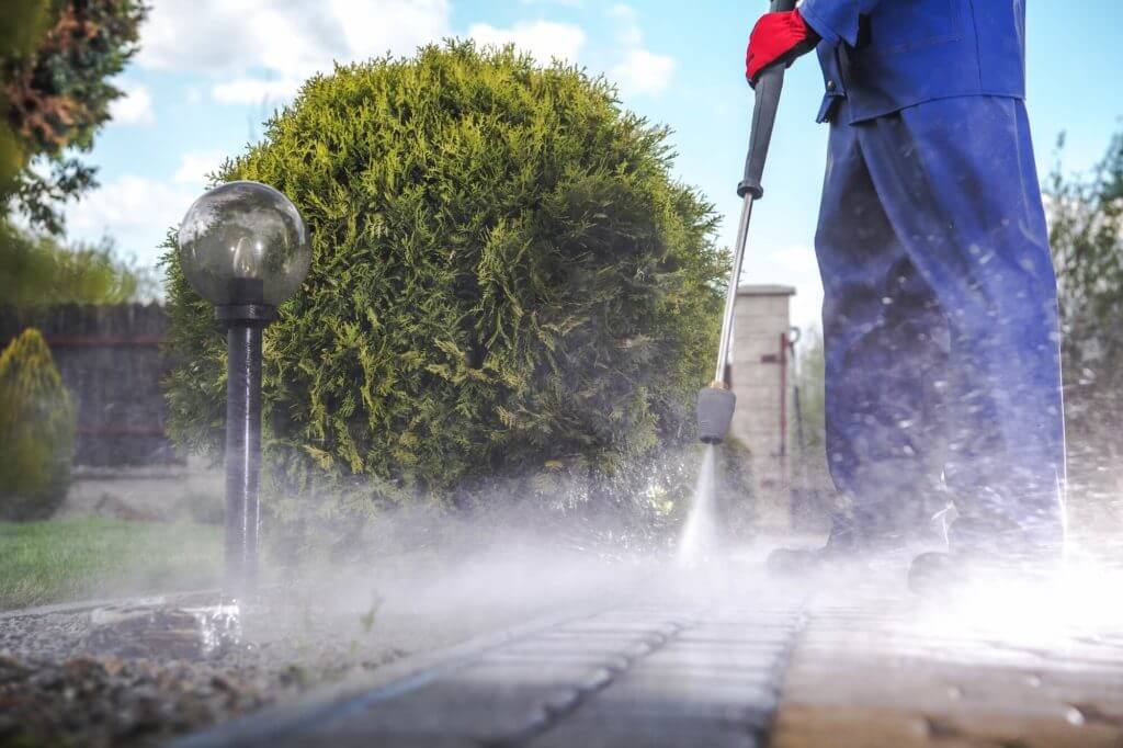 Royal Wash - Pressure Washing Services | 119 Crown Heights Crescent, Thornhill, ON L4J 5T2, Canada | Phone: (888) 334-5550