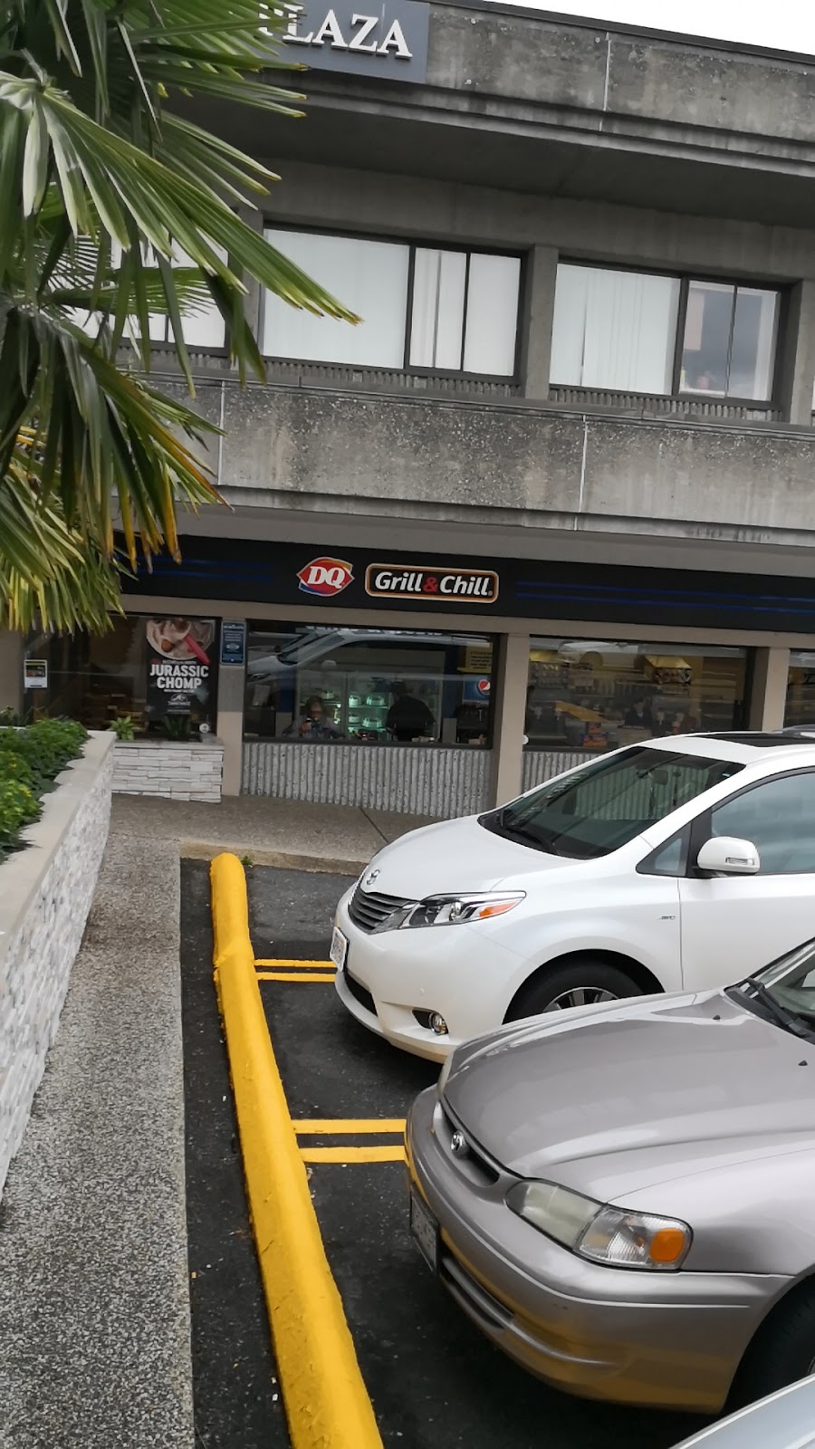 Dairy Queen Grill & Chill | 101-1760 Marine Dr, West Vancouver, BC V7V 1J4, Canada | Phone: (604) 921-6391