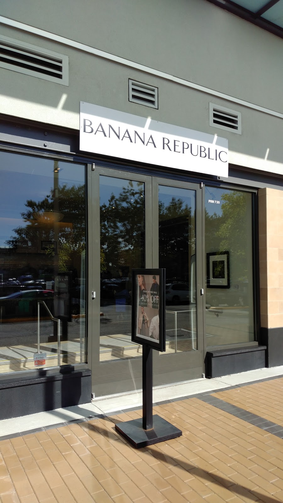 Banana Republic | 604 Park Royal N, West Vancouver, BC V7T 1H9, Canada | Phone: (604) 913-2461