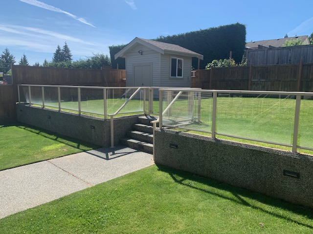 Sun Ray Aluminum Railings | 222 Fry St, Nanaimo, BC V9R 4Z1, Canada | Phone: (866) 755-3026