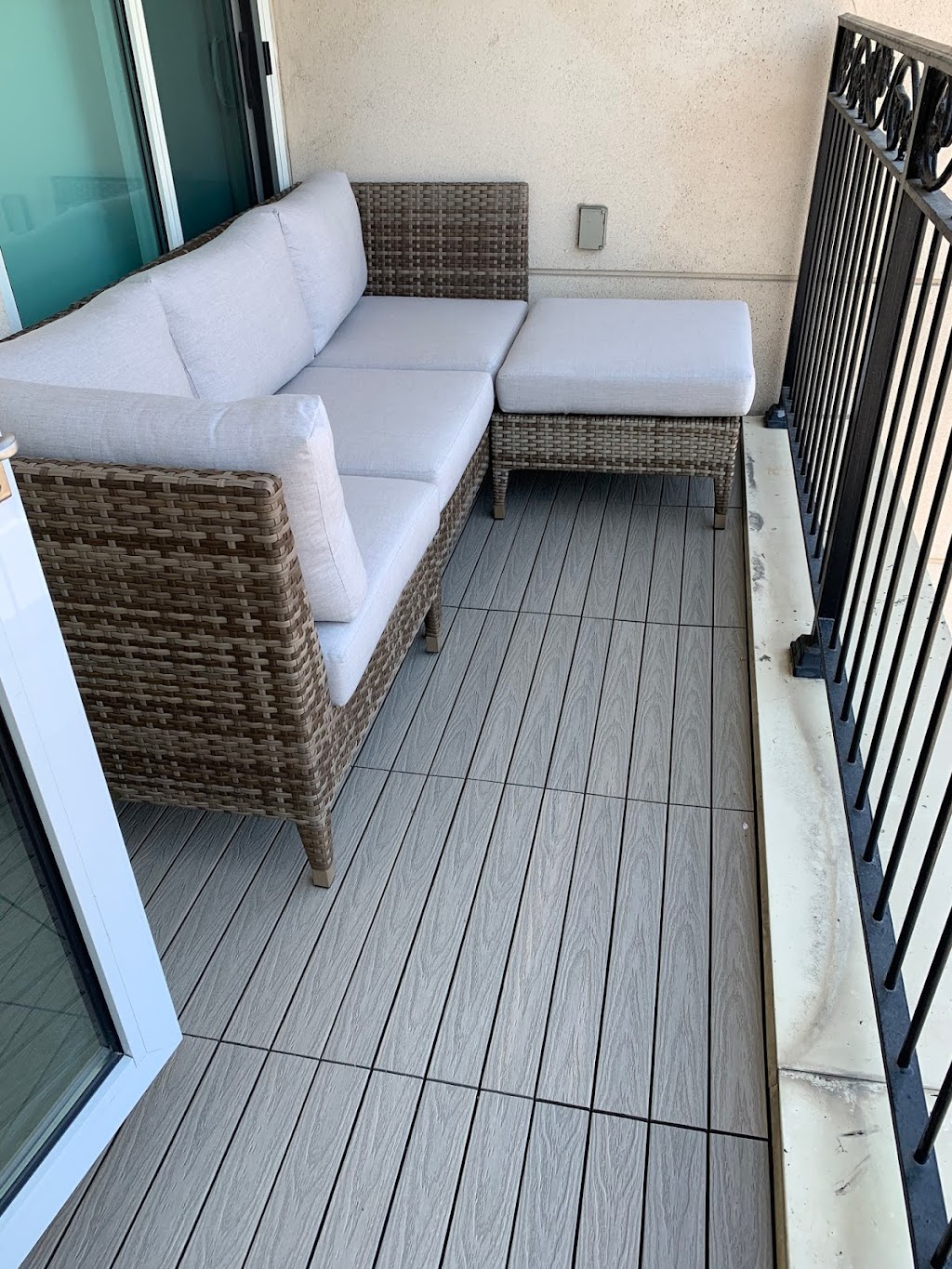 Condo Kandy Outdoor Balcony Flooring | 1800 Courtneypark Dr E Unit 2-4, Mississauga, ON L5T 1C1, Canada | Phone: (647) 888-3682