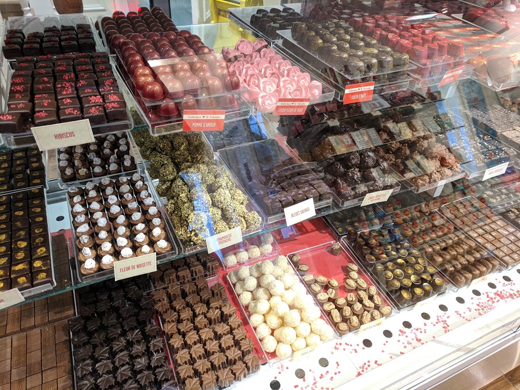 Chocolats Favoris | 32 Avenue Bégin, Lévis, QC G6Y 4B8, Canada | Phone: (418) 833-2287