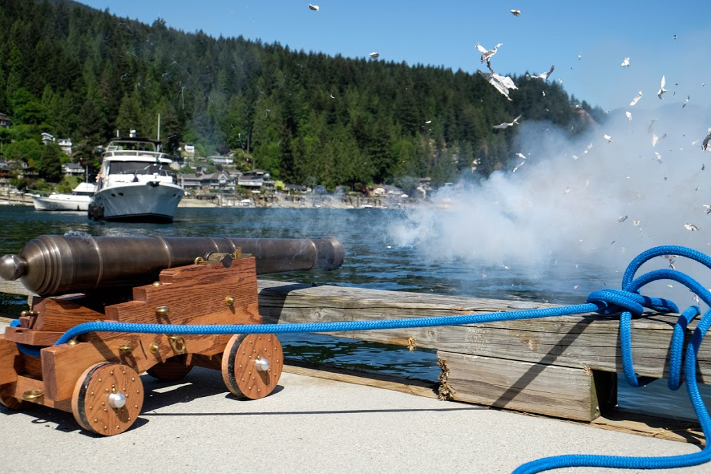 Deep Cove Yacht Club | 4420 Gallant Ave, North Vancouver, BC V7G 1L2, Canada | Phone: (604) 929-1009