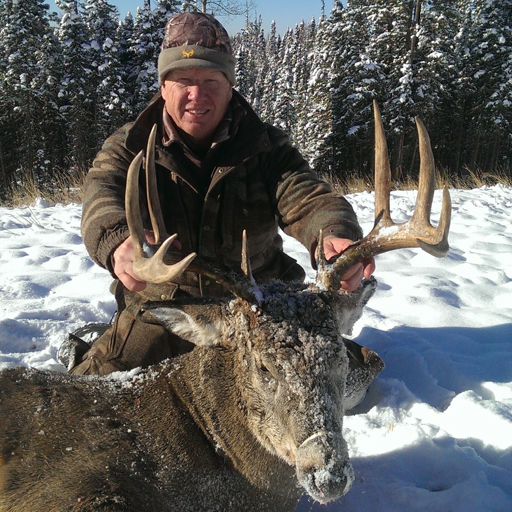 Whitetail Trophy Hunts | RR1, Bluffton, AB T0C 0M0, Canada | Phone: (315) 636-5277