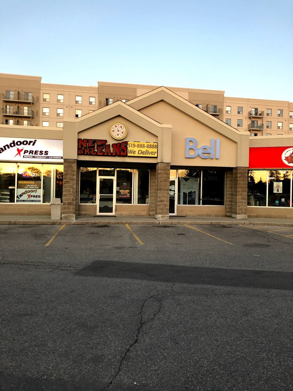 Bell Store - Authorized Dealer Baka Communications Inc | 425 University Ave D, Waterloo, ON N2K 4C9, Canada | Phone: (519) 579-2252