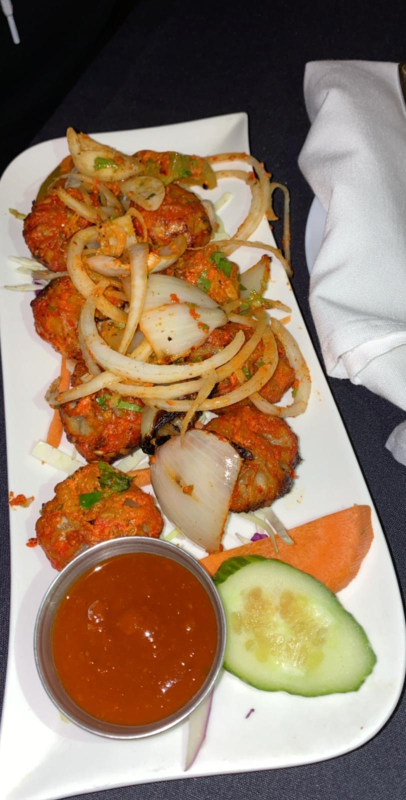 Tadka- Sizzling Indian Spices | 666 The Queensway Way, Toronto, ON M8Y 1K6, Canada | Phone: (416) 546-5388