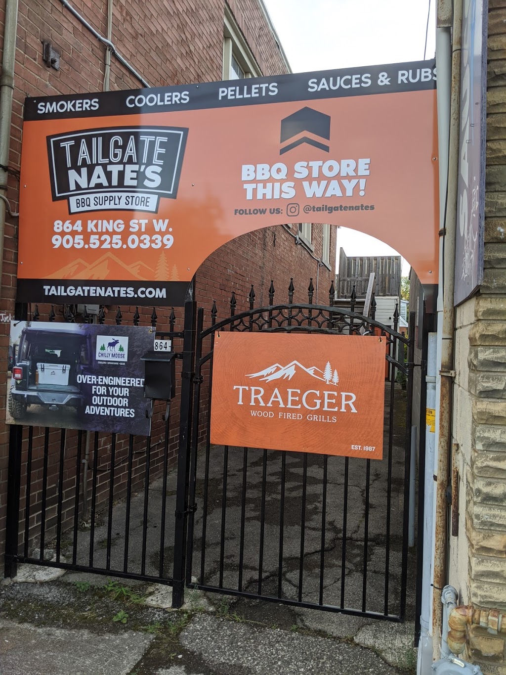 Tailgate Nates | 864 King St W, Hamilton, ON L8S 1K3, Canada | Phone: (905) 525-0339