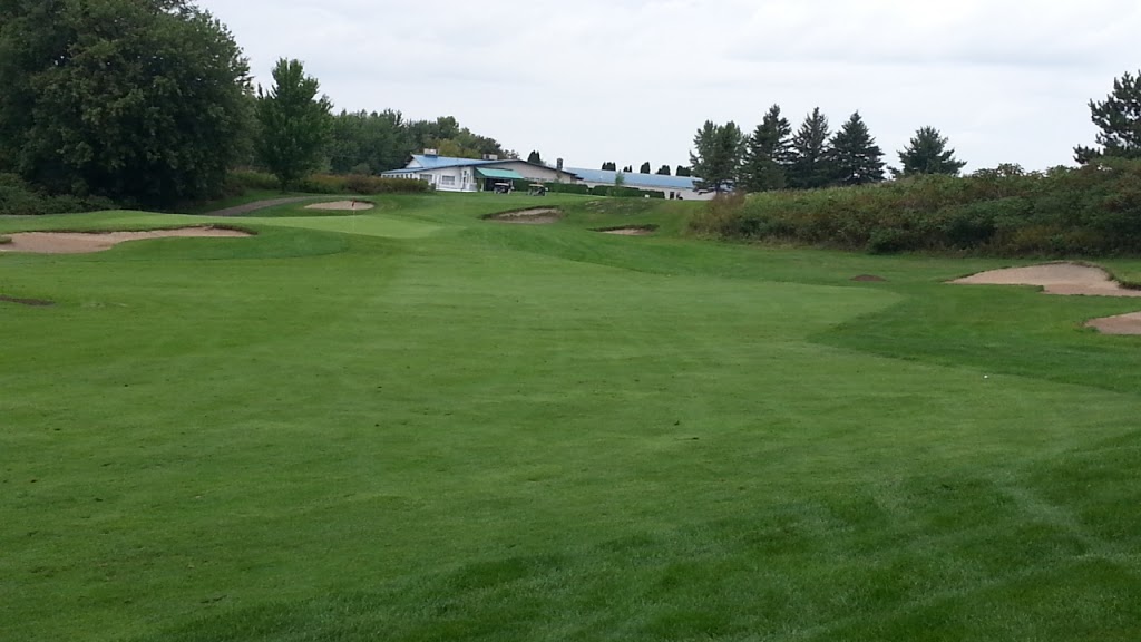 Club De Golf Louiseville | 580 Ch du Golf, Louiseville, QC J5V 2L4, Canada | Phone: (819) 228-3951