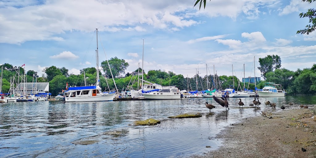 Macassa Bay Yacht Club | 80 Harbour Front Dr, Hamilton, ON L8L 1M8, Canada | Phone: (905) 529-9205