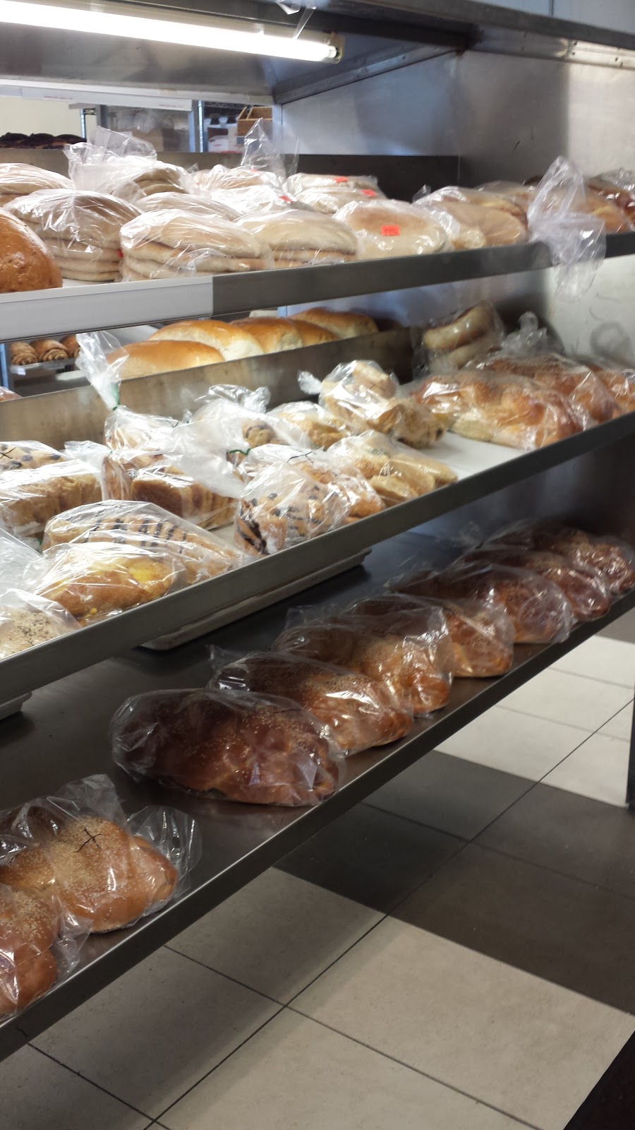 Bagel Nash | Thornhill, ON L4J 0A6, Canada | Phone: (905) 881-2424