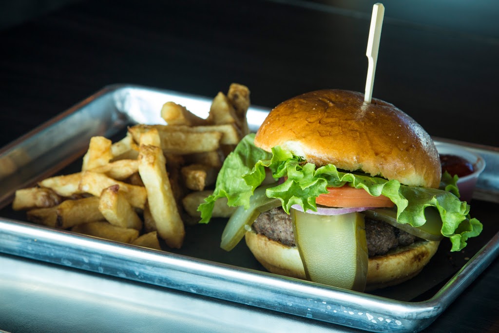 The Dogfish Pub & Eatery | 7 Brimley Rd S, Scarborough, ON M1M 3W3, Canada | Phone: (416) 267-9408