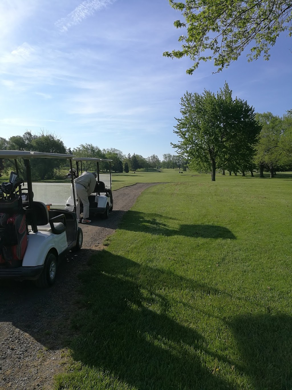 Ridgetown Golf & Country Club | 12438 Golf, Ridgetown, ON N0P 2C0, Canada | Phone: (519) 674-3171