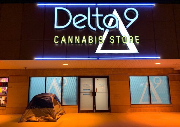 Delta 9 Cannabis Store | 827 Dakota St Unit 1, Winnipeg, MB R2M 5M2, Canada | Phone: (204) 224-7390