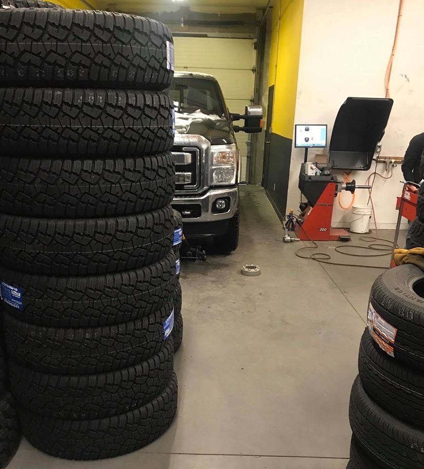 KORS Tire | 1418 Hunter Ct Unit 2, Kelowna, BC V1X 6E6, Canada | Phone: (250) 864-8885