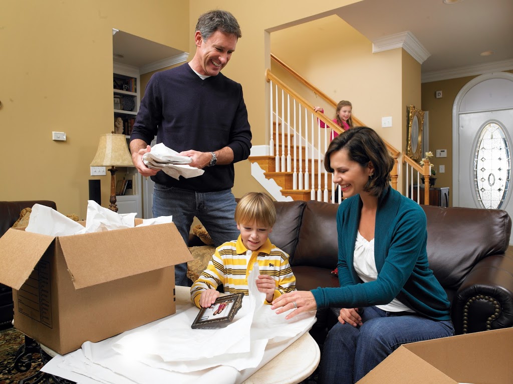 Metropolitan Movers Ottawa - Moving Company | 3105 Hawthorne Rd, Ottawa, ON K1G 3V8, Canada | Phone: (613) 909-0256