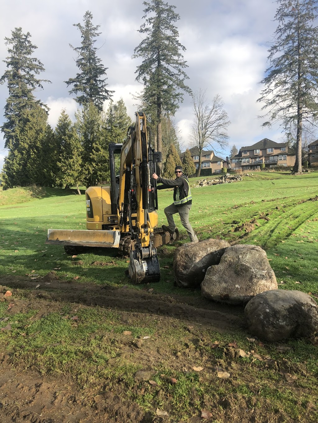 Top-Line Excavating/Contracting | 6895 188 St #12, Surrey, BC V4N 6M3, Canada | Phone: (604) 366-4047